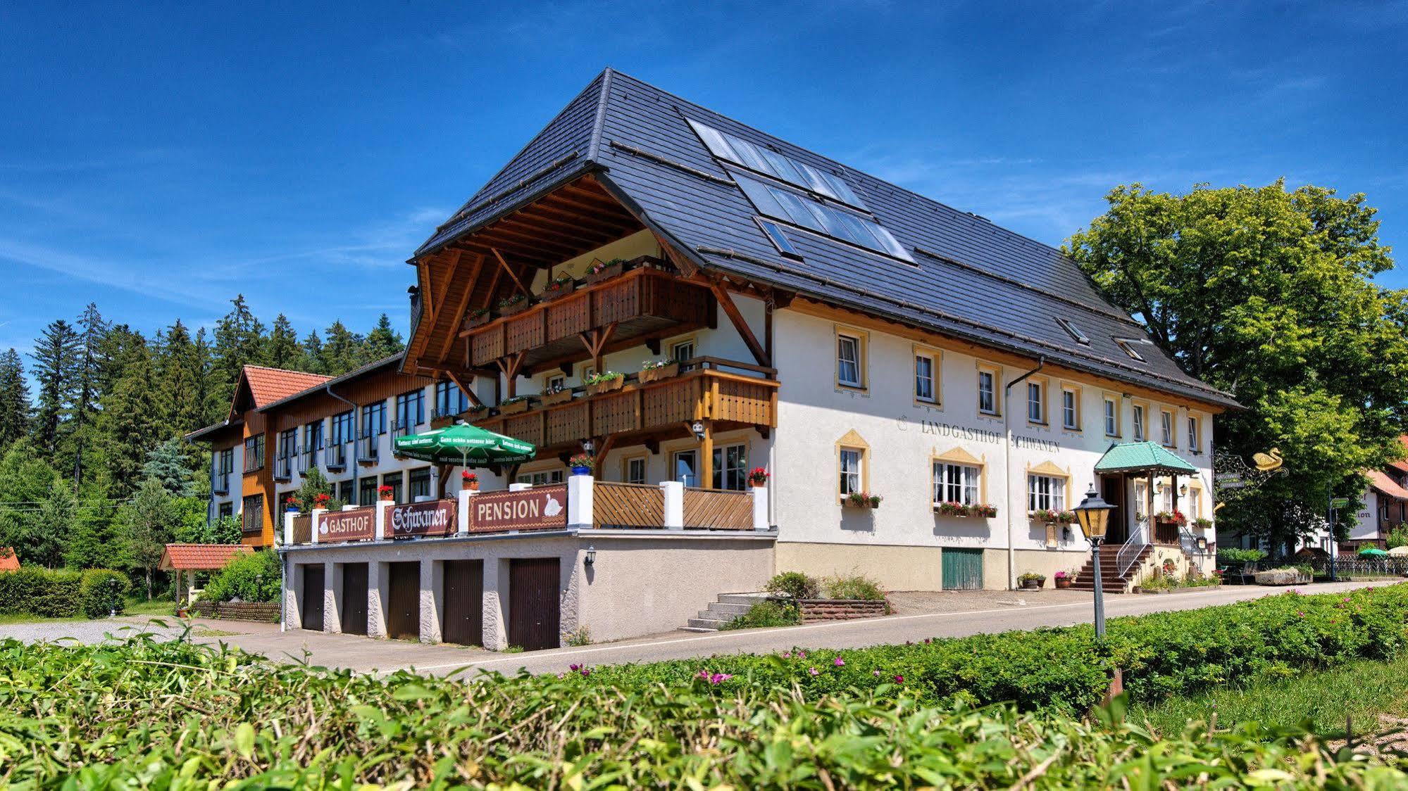 Landgasthof Zum Schwanen Hornberg Exterior foto